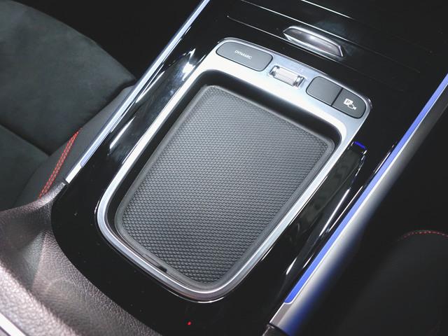 ＧＬＢ ＧＬＢ２００　ｄ　４マチック　ＡＭＧラインパッケージ　３列シート　ＡＭＧライン　Ｂｌｕｅｔｏｏｔｈ接続　ＥＴＣ　ＬＥＤヘッドライト　ＴＶ　アイドリングストップ　クルーズコントロール　コネクテッド機能　サイドカメラ　シートヒーター（19枚目）