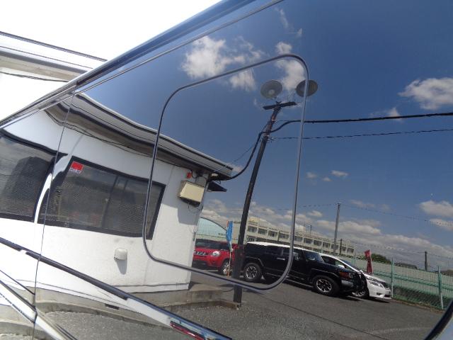 スーパーGL ダークプライム SDナビ 地デジTV バックカメラ Bluetooth ETC スマートキー 小窓付き両側スライドドア ハーフレザー TRDエアロ TRDマフラー 純正LEDヘッドライト 15AW(31枚目)