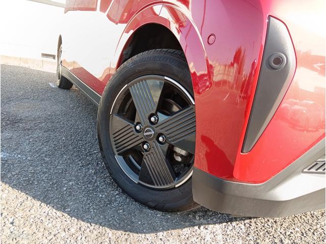 サクラ Ｘ　禁煙車　全周囲カメラ　障害物センサー　ナビ　Ｂｌｕｅｔｏｏｔｈ　ＣＤ　ＤＶＤ　フルセグ　オートハイビーム　ＬＥＤヘッド　スマートキー　プッシュスタート（33枚目）