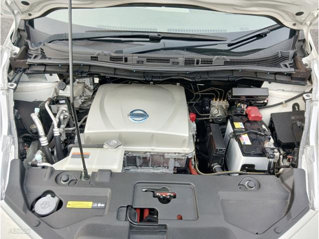 リーフ Ｘ　１０セグ　禁煙車　クルコン　ＥＴＣ　純正ナビ　フルセグ　バックカメラ　Ｂｌｕｅｔｏｏｔｈ　シートヒーター　ＬＥＤヘッド　前フォグ　オートライト　ドアバイザー　スマートキー　ＰＵＳＨスタート　純正アルミ（36枚目）