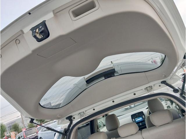 リーフ Ｘ　１０セグ　禁煙車　クルコン　ＥＴＣ　純正ナビ　フルセグ　バックカメラ　Ｂｌｕｅｔｏｏｔｈ　シートヒーター　ＬＥＤヘッド　前フォグ　オートライト　ドアバイザー　スマートキー　ＰＵＳＨスタート　純正アルミ（49枚目）