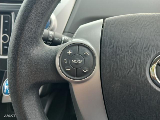 プリウスアルファ Ｓ　Ｌセレクション　禁煙車　ＬＥＤヘッド　ＥＴＣ　純正ナビ　フルセグ　バックカメラ　Ｂｌｕｅｔｏｏｔｈ　ＵＳＢ　ＣＤ　ＤＶＤ　オートライト　ドアバイザー　純正アルミ（22枚目）