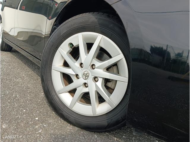 プリウスアルファ Ｓ　禁煙車　ＥＴＣ　前フォグ　オートライト　バックカメラ　ＣＤ　ＤＶＤ　スマートキー　ＰＵＳＨスタート　スマートキー（32枚目）