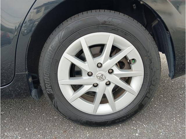 プリウスアルファ Ｓ　禁煙車　ＥＴＣ　前フォグ　オートライト　バックカメラ　ＣＤ　ＤＶＤ　スマートキー　ＰＵＳＨスタート　スマートキー（52枚目）