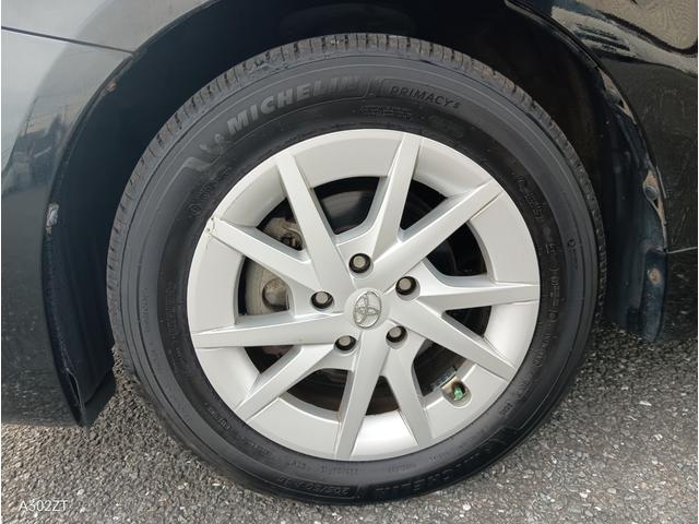 プリウスアルファ Ｓ　禁煙車　ＥＴＣ　前フォグ　オートライト　バックカメラ　ＣＤ　ＤＶＤ　スマートキー　ＰＵＳＨスタート　スマートキー（53枚目）