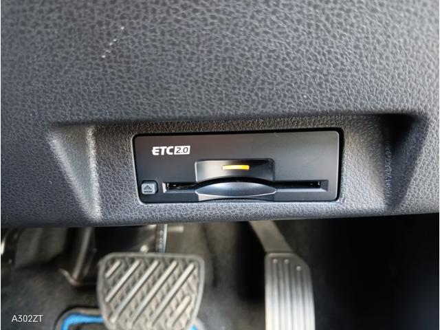 リーフ Ｘ　Ｃａｒｐｌａｙ　ワンオーナー　禁煙車　ルーフ２トンカラー　障害物センサー　純正ナビ　フルセグ　Ｂカメ　Ｂｌｕｅｔｏｏｔｈ　ＨＤＭＩ　ＵＳＢ　シートヒーター　ステアリングヒーター　ＬＥＤヘッド　クルコン（7枚目）
