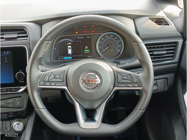 リーフ Ｘ　Ｃａｒｐｌａｙ　ワンオーナー　禁煙車　ルーフ２トンカラー　障害物センサー　純正ナビ　フルセグ　Ｂカメ　Ｂｌｕｅｔｏｏｔｈ　ＨＤＭＩ　ＵＳＢ　シートヒーター　ステアリングヒーター　ＬＥＤヘッド　クルコン（21枚目）