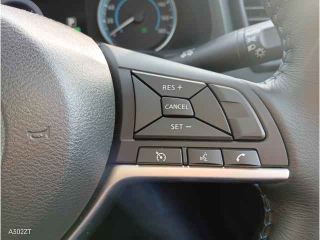 リーフ Ｘ　Ｃａｒｐｌａｙ　ワンオーナー　禁煙車　ルーフ２トンカラー　障害物センサー　純正ナビ　フルセグ　Ｂカメ　Ｂｌｕｅｔｏｏｔｈ　ＨＤＭＩ　ＵＳＢ　シートヒーター　ステアリングヒーター　ＬＥＤヘッド　クルコン（24枚目）