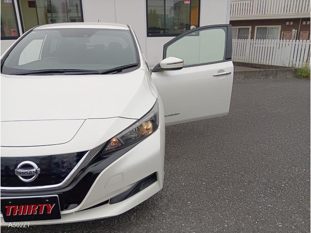 リーフ Ｘ　Ｃａｒｐｌａｙ　障害物センサー　純正ナビ　フルセグ　Ｂカメ　Ｂｌｕｅｔｏｏｔｈ　ＵＳＢ　ＥＴＣ　シートヒーター　ステアリングヒーター　オートライト　クルコン　スマートキー　ＰＵＳＨスタート　社外アルミ（58枚目）