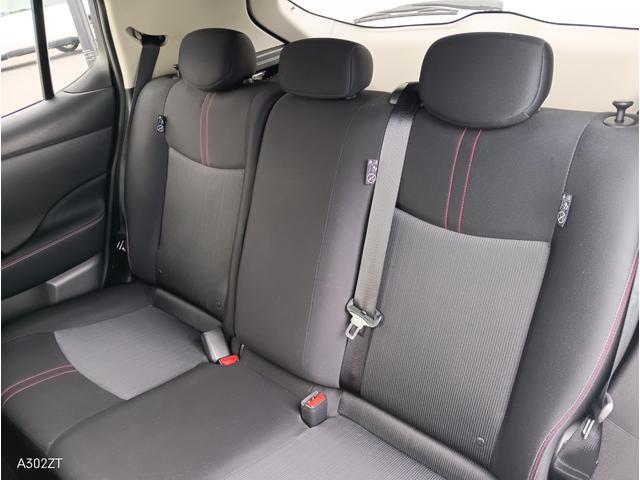 リーフ ニスモ　プロパイロットパーキング　駐車支援　ＢＳＭ　障害物センサー　Ｃａｒｐｌａｙ　ＥＴＣ２．０　全周囲カメラ　純正ナビ　ＨＤＭＩ　ＵＳＢ　シートヒーター　ＬＥＤヘッド　前フォグ　ＰＵＳＨスタート　純正アルミ（18枚目）