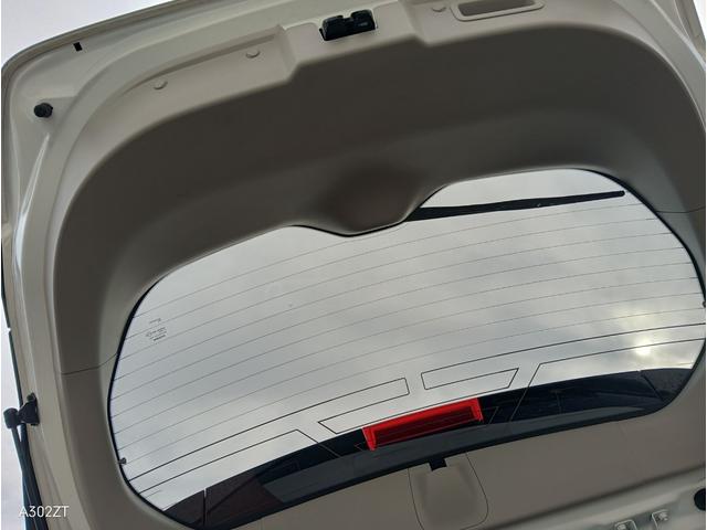 リーフ ニスモ　プロパイロットパーキング　駐車支援　ＢＳＭ　障害物センサー　Ｃａｒｐｌａｙ　ＥＴＣ２．０　全周囲カメラ　純正ナビ　ＨＤＭＩ　ＵＳＢ　シートヒーター　ＬＥＤヘッド　前フォグ　ＰＵＳＨスタート　純正アルミ（55枚目）