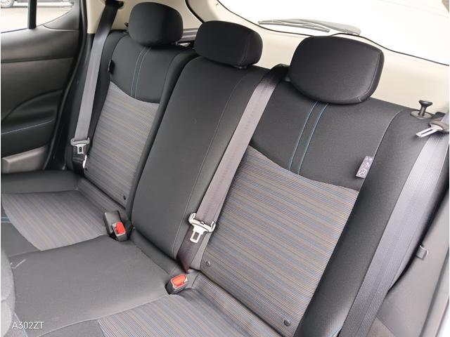 リーフ X Vセレクション 令和5年式 禁煙 プロパイロット Carplay 全周囲 ETC2.0 BSM 障害物センサー 純正ナビ Bカメ USB HDMI Bluetooth シートヒーター ステアリングヒータ 純正アルミ(17枚目)