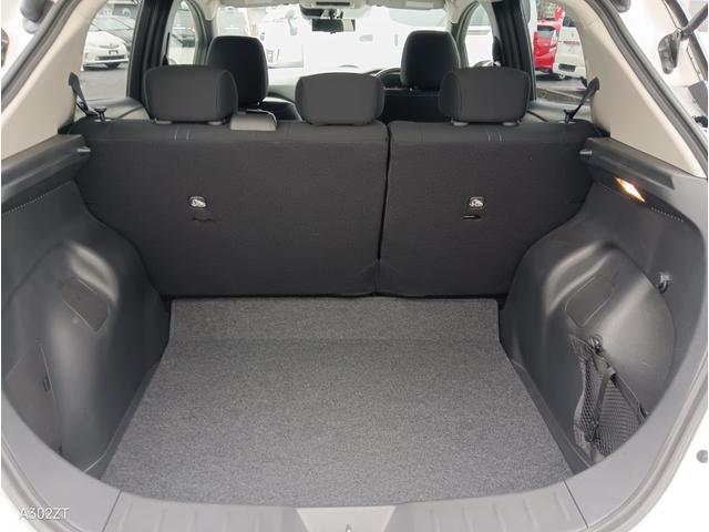 リーフ X Vセレクション 令和5年式 禁煙 プロパイロット Carplay 全周囲 ETC2.0 BSM 障害物センサー 純正ナビ Bカメ USB HDMI Bluetooth シートヒーター ステアリングヒータ 純正アルミ(18枚目)