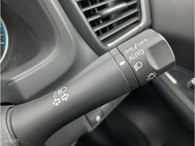 リーフ X Vセレクション 令和5年式 禁煙 プロパイロット Carplay 全周囲 ETC2.0 BSM 障害物センサー 純正ナビ Bカメ USB HDMI Bluetooth シートヒーター ステアリングヒータ 純正アルミ(25枚目)