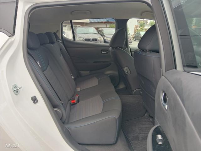 リーフ X Vセレクション 令和5年式 禁煙 プロパイロット Carplay 全周囲 ETC2.0 BSM 障害物センサー 純正ナビ Bカメ USB HDMI Bluetooth シートヒーター ステアリングヒータ 純正アルミ(45枚目)