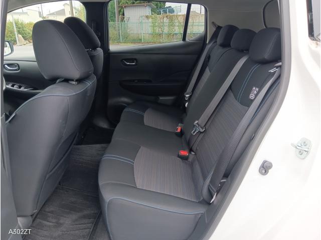 リーフ X Vセレクション 令和5年式 禁煙 プロパイロット Carplay 全周囲 ETC2.0 BSM 障害物センサー 純正ナビ Bカメ USB HDMI Bluetooth シートヒーター ステアリングヒータ 純正アルミ(50枚目)