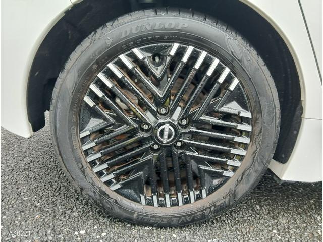 リーフ X Vセレクション 令和5年式 禁煙 プロパイロット Carplay 全周囲 ETC2.0 BSM 障害物センサー 純正ナビ Bカメ USB HDMI Bluetooth シートヒーター ステアリングヒータ 純正アルミ(55枚目)