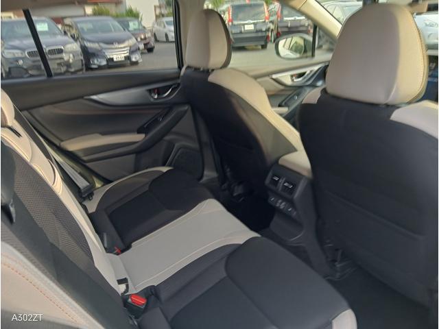 レヴォーグ レイバック リミテッドＥＸ　アイサイトＸ　障害物センサー　全周囲カメラ　Ｃａｒｐｌａｙ　ＥＴＣ　ＵＳＢ　純正ナビ　Ｂカメ　Ｂｌｕｅｔｏｏｔｈ　フルセグ　シートヒーター　電動リアゲート　ＬＥＤヘッド　前フォグ　純正アルミ　禁煙車（39枚目）