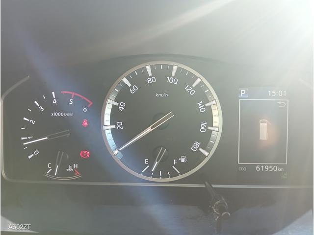 ハイエースバン スーパーＧＬ　ダークプライムＩＩ　１オーナー　ＴＴＳ　両側パワスラ障害物センサー　全周囲カメラ　デジタルインナーミラー　純正ナビ　Ｂカメラ　ＨＤＭＩ　ＵＳＢ　ＡＣ１００Ｖ　ＬＥＤヘッド　フォグ　ＥＴＣ　車線逸脱警告　２２０ブラック（24枚目）