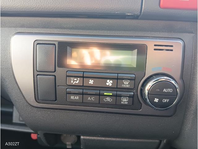 ハイエースバン スーパーＧＬ　ダークプライムＩＩ　１オーナー　ＴＴＳ　両側パワスラ障害物センサー　全周囲カメラ　デジタルインナーミラー　純正ナビ　Ｂカメラ　ＨＤＭＩ　ＵＳＢ　ＡＣ１００Ｖ　ＬＥＤヘッド　フォグ　ＥＴＣ　車線逸脱警告　２２０ブラック（30枚目）