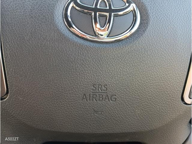 ハイエースバン スーパーＧＬ　ダークプライムＩＩ　１オーナー　ＴＴＳ　両側パワスラ障害物センサー　全周囲カメラ　デジタルインナーミラー　純正ナビ　Ｂカメラ　ＨＤＭＩ　ＵＳＢ　ＡＣ１００Ｖ　ＬＥＤヘッド　フォグ　ＥＴＣ　車線逸脱警告　２２０ブラック（31枚目）