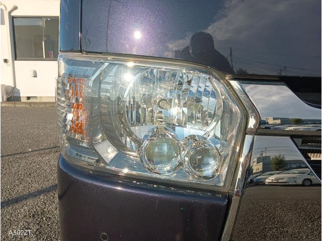 ハイエースバン スーパーＧＬ　ダークプライムＩＩ　１オーナー　ＴＴＳ　両側パワスラ障害物センサー　全周囲カメラ　デジタルインナーミラー　純正ナビ　Ｂカメラ　ＨＤＭＩ　ＵＳＢ　ＡＣ１００Ｖ　ＬＥＤヘッド　フォグ　ＥＴＣ　車線逸脱警告　２２０ブラック（35枚目）