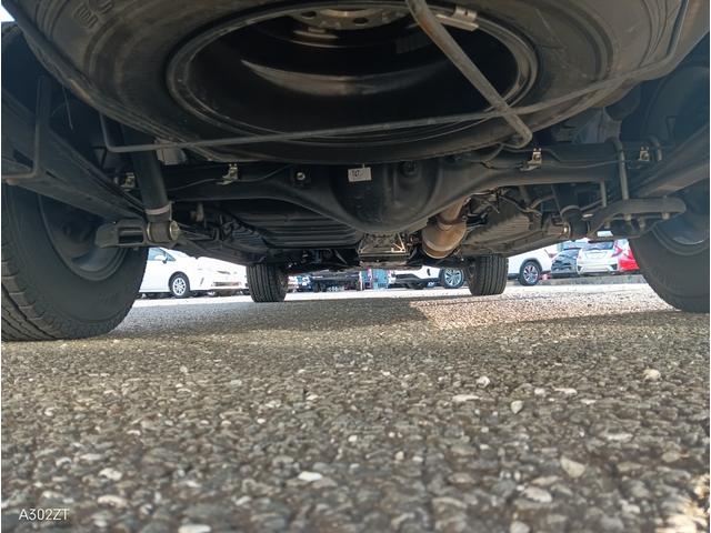 ハイエースバン スーパーＧＬ　ダークプライムＩＩ　１オーナー　ＴＴＳ　両側パワスラ障害物センサー　全周囲カメラ　デジタルインナーミラー　純正ナビ　Ｂカメラ　ＨＤＭＩ　ＵＳＢ　ＡＣ１００Ｖ　ＬＥＤヘッド　フォグ　ＥＴＣ　車線逸脱警告　２２０ブラック（51枚目）