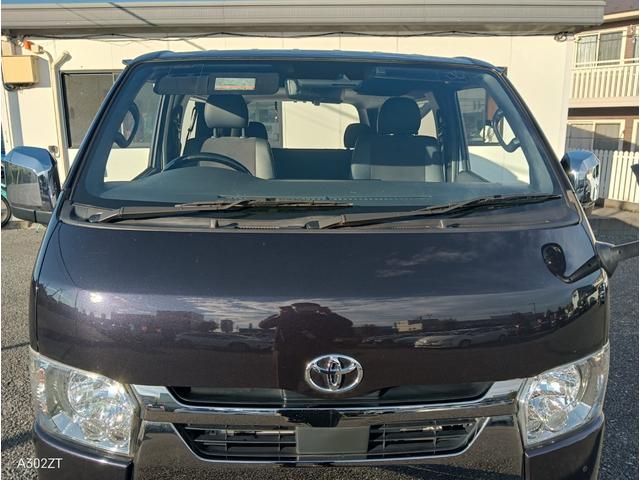 ハイエースバン スーパーＧＬ　ダークプライムＩＩ　１オーナー　ＴＴＳ　両側パワスラ障害物センサー　全周囲カメラ　デジタルインナーミラー　純正ナビ　Ｂカメラ　ＨＤＭＩ　ＵＳＢ　ＡＣ１００Ｖ　ＬＥＤヘッド　フォグ　ＥＴＣ　車線逸脱警告　２２０ブラック（56枚目）