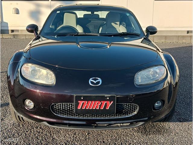 ロードスター ブレイズエディション　ＲＨＴ　６ＭＴ　ＢＢＳアルミ　ＴＥＩＮタワーバー　ＢＯＳＥ　ＣＤ　ＥＴＣ　レザーシート　シートヒーター　前フォグ（2枚目）