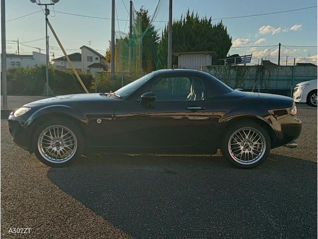 ロードスター ブレイズエディション　ＲＨＴ　６ＭＴ　ＢＢＳアルミ　ＴＥＩＮタワーバー　ＢＯＳＥ　ＣＤ　ＥＴＣ　レザーシート　シートヒーター　前フォグ（6枚目）