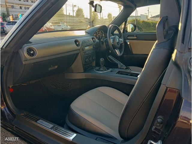 ロードスター ブレイズエディション　ＲＨＴ　６ＭＴ　ＢＢＳアルミ　ＴＥＩＮタワーバー　ＢＯＳＥ　ＣＤ　ＥＴＣ　レザーシート　シートヒーター　前フォグ（12枚目）