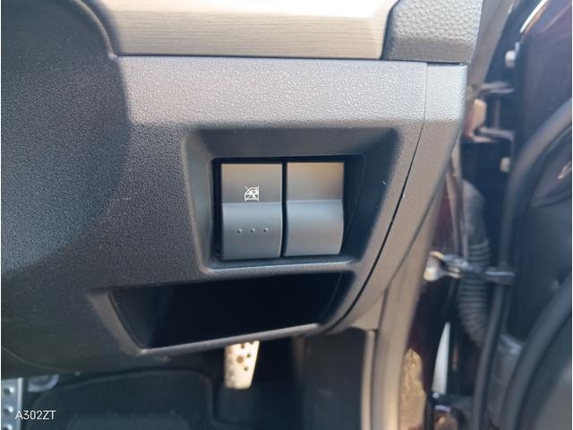 ロードスター ブレイズエディション　ＲＨＴ　６ＭＴ　ＢＢＳアルミ　ＴＥＩＮタワーバー　ＢＯＳＥ　ＣＤ　ＥＴＣ　レザーシート　シートヒーター　前フォグ（19枚目）