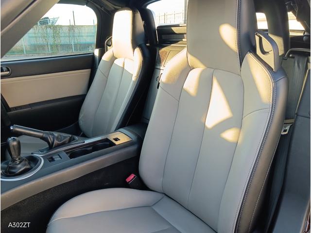 ロードスター ブレイズエディション　ＲＨＴ　６ＭＴ　ＢＢＳアルミ　ＴＥＩＮタワーバー　ＢＯＳＥ　ＣＤ　ＥＴＣ　レザーシート　シートヒーター　前フォグ（37枚目）