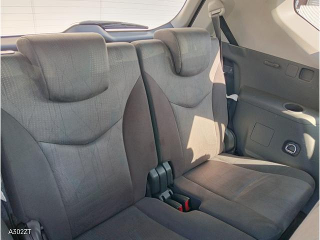 プリウスアルファ G 7人乗り クルコン LEDヘッド 前フォグ 純正ナビ Bluetooth フルセグ バックカメラ USB CD DVD プッシュスタート スマートキー 純正アルミ 禁煙車(16枚目)