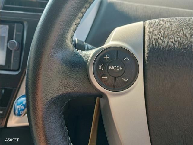 プリウスアルファ G 7人乗り クルコン LEDヘッド 前フォグ 純正ナビ Bluetooth フルセグ バックカメラ USB CD DVD プッシュスタート スマートキー 純正アルミ 禁煙車(25枚目)