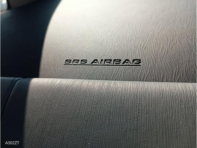 プリウスアルファ G 7人乗り クルコン LEDヘッド 前フォグ 純正ナビ Bluetooth フルセグ バックカメラ USB CD DVD プッシュスタート スマートキー 純正アルミ 禁煙車(33枚目)