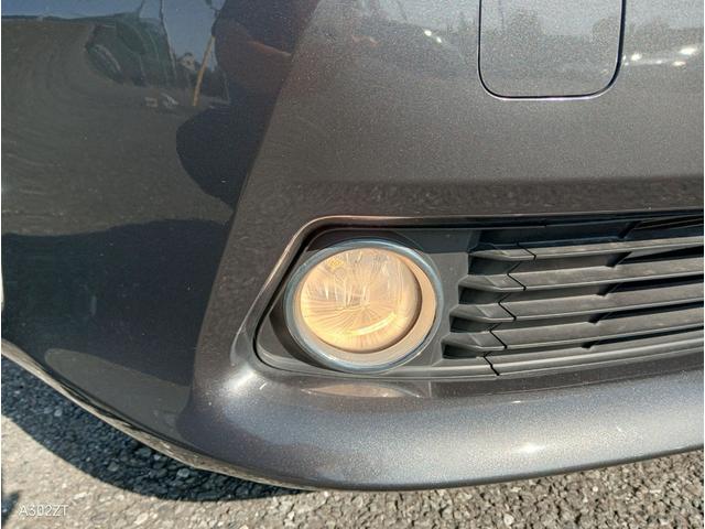 プリウスアルファ G 7人乗り クルコン LEDヘッド 前フォグ 純正ナビ Bluetooth フルセグ バックカメラ USB CD DVD プッシュスタート スマートキー 純正アルミ 禁煙車(39枚目)