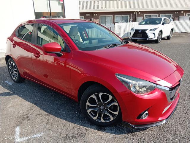 デミオ ＸＤツーリング　Ｌパッケージ　２０２４年タイヤ　ディーゼルターボ　クルコン　ＬＥＤヘッドライト　前フォグ　ＥＴＣ　　純正ナビ　バックカメラ　Ｂｌｕｅｔｏｏｔｈ　ＵＳＢ　ハーフレザーシート　純正アルミ　プッシュスタート　スマートキー（7枚目）