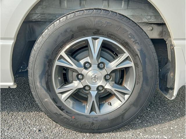 ハイエースバン ロングスーパーGL ワンオーナー 両側小窓付きスライドドア TSS AC100V ETC バックカメラ Bluetooth 社外ナビ フルセグ Bluetooth LEDヘッド 前フォグ 純正アルミ 車線逸脱警告 禁煙車(55枚目)