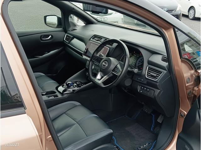 リーフ e+ X アーバンクロム 禁煙車 Carplay プロパイロット BOSEサウンド 全周囲カメラ 障害物センサー BSM ステアリングヒーター 純正ナビ フルセグ Bカメ Bluetooth USB ETC2.0 純正アルミ(14枚目)