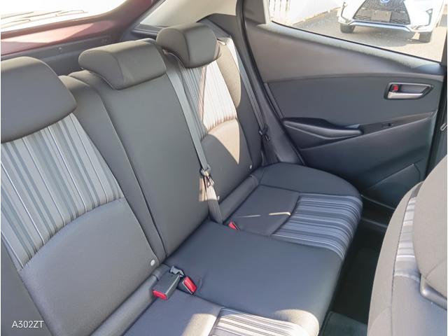 ＭＡＺＤＡ２ １５Ｓ　スマートエディション　ワンオーナー　全周囲カメラ　障害物センサー　ＢＳＭ　スマートシティブレーキサポート　純正ナビ　バックカメラ　Ｂｌｕｅｔｏｏｔｈ　ＵＳＢ　ＥＴＣ　ＬＥＤヘッド　スマートキー　ＰＵＳＨスタート　禁煙車（14枚目）