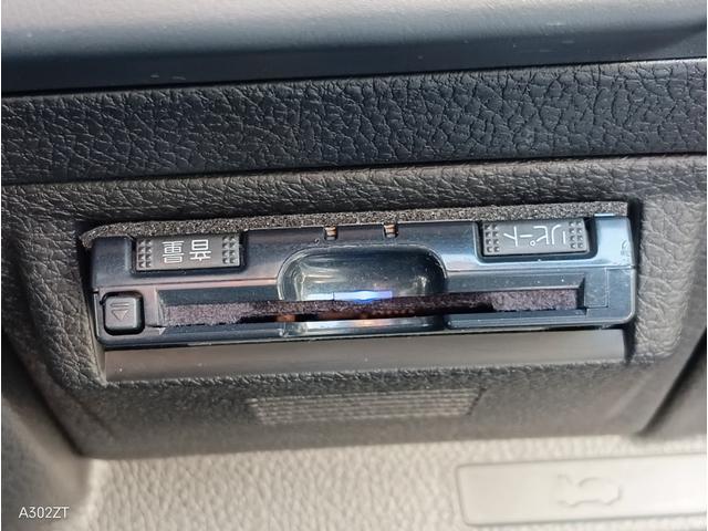 レヴォーグ １．６ＧＴ－Ｓアイサイト　１オナ　アイサイト　クルコン　純正ナビ　フルセグ　Ｂカメ　Ｂｌｕｅｔｏｏｔｈ　ＵＳＢ　ＥＴＣ　シートヒーター　レザーシート　電動シート　ＬＥＤヘッド　前後フォグ　スマートキー　ＰＵＳＨスタ　純正アルミ（6枚目）