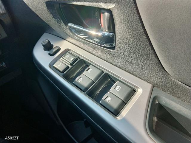 レヴォーグ １．６ＧＴ－Ｓアイサイト　１オナ　アイサイト　クルコン　純正ナビ　フルセグ　Ｂカメ　Ｂｌｕｅｔｏｏｔｈ　ＵＳＢ　ＥＴＣ　シートヒーター　レザーシート　電動シート　ＬＥＤヘッド　前後フォグ　スマートキー　ＰＵＳＨスタ　純正アルミ（20枚目）