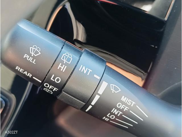 アクア Ｓスタイルブラック　障害物センサー　純正ナビ　バックカメラ　Ｂｌｕｅｔｏｏｔｈ　ＥＴＣ　オートライト　スマートキー　ＰＵＳＨスタート　禁煙車　プリクラッシュセーフティー　レーンディパーチャーアラー（26枚目）