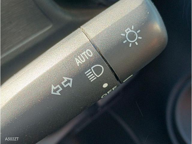 アクア Ｓスタイルブラック　障害物センサー　純正ナビ　バックカメラ　Ｂｌｕｅｔｏｏｔｈ　ＥＴＣ　オートライト　スマートキー　ＰＵＳＨスタート　禁煙車　プリクラッシュセーフティー　レーンディパーチャーアラー（27枚目）