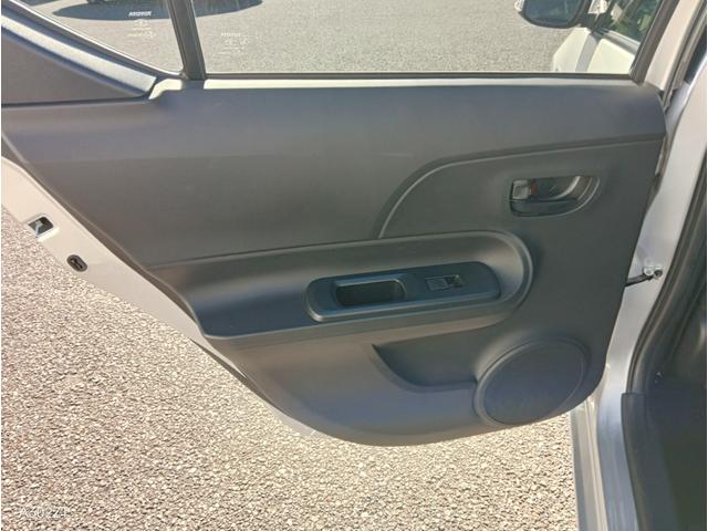 アクア Ｓスタイルブラック　障害物センサー　純正ナビ　バックカメラ　Ｂｌｕｅｔｏｏｔｈ　ＥＴＣ　オートライト　スマートキー　ＰＵＳＨスタート　禁煙車　プリクラッシュセーフティー　レーンディパーチャーアラー（46枚目）