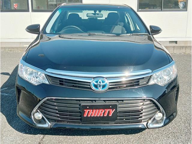 カムリ ハイブリッド　Ｇパッケージ　後期型　純正ナビ　フルセグ　Ｂカメ　ＥＴＣ　Ｂｌｕｅｔｏｏｔｈ　ＵＳＢ　電動シート　クルコン　衝突軽減ブレ　オートライト　前フォグ　左右独立エアコン　スマートキー　ＰＵＳＨスタート　純正アルミ　禁煙車（2枚目）