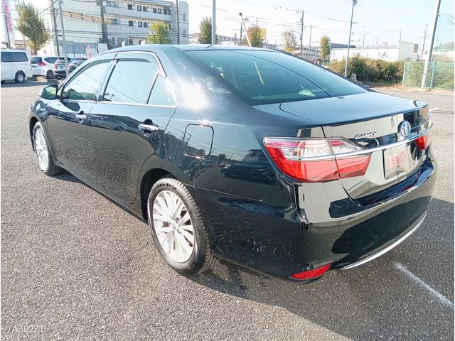 カムリ ハイブリッド　Ｇパッケージ　後期型　純正ナビ　フルセグ　Ｂカメ　ＥＴＣ　Ｂｌｕｅｔｏｏｔｈ　ＵＳＢ　電動シート　クルコン　衝突軽減ブレ　オートライト　前フォグ　左右独立エアコン　スマートキー　ＰＵＳＨスタート　純正アルミ　禁煙車（11枚目）