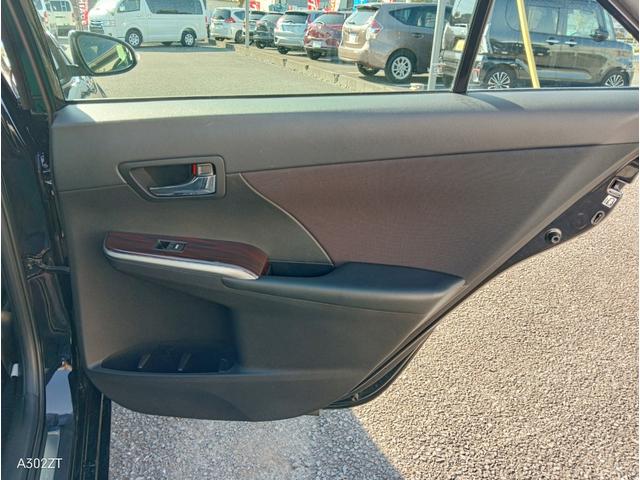 カムリ ハイブリッド　Ｇパッケージ　後期型　純正ナビ　フルセグ　Ｂカメ　ＥＴＣ　Ｂｌｕｅｔｏｏｔｈ　ＵＳＢ　電動シート　クルコン　衝突軽減ブレ　オートライト　前フォグ　左右独立エアコン　スマートキー　ＰＵＳＨスタート　純正アルミ　禁煙車（43枚目）