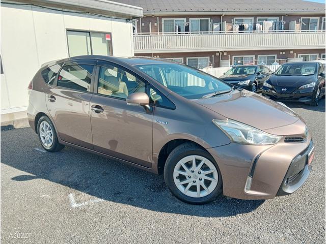 プリウスアルファ Ｇ　禁煙車　純正ナビ　フルセグ　Ｂｌｕｅｔｏｏｔｈ　Ｂカメ　ＣＤ　ＤＶＤ　ＥＴＣ　ＬＥＤヘッド　前フォグ　クルーズコントロール　車線逸脱警告　衝突軽減ブレーキ　スマートキー　ＰＵＳＨスタ－ト　純正アルミ（6枚目）